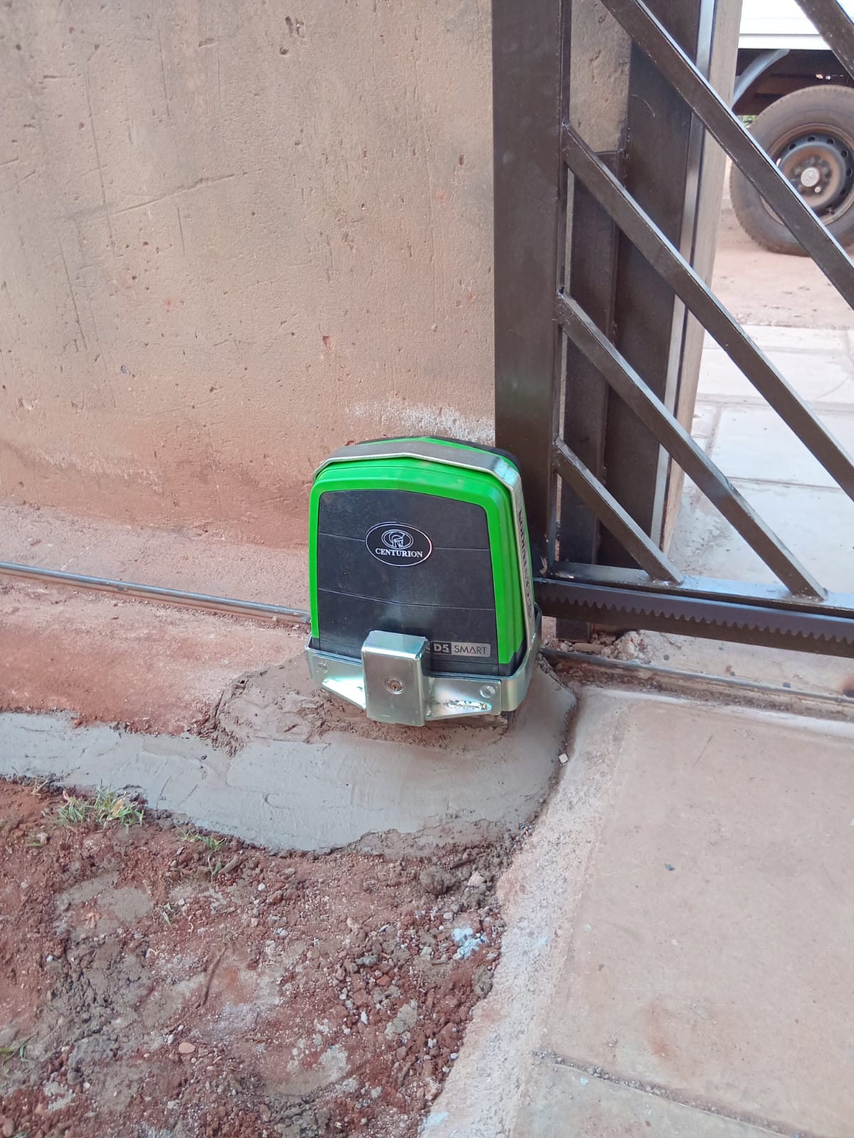 Centurion D5 Smart gate motor installation on sliding gate